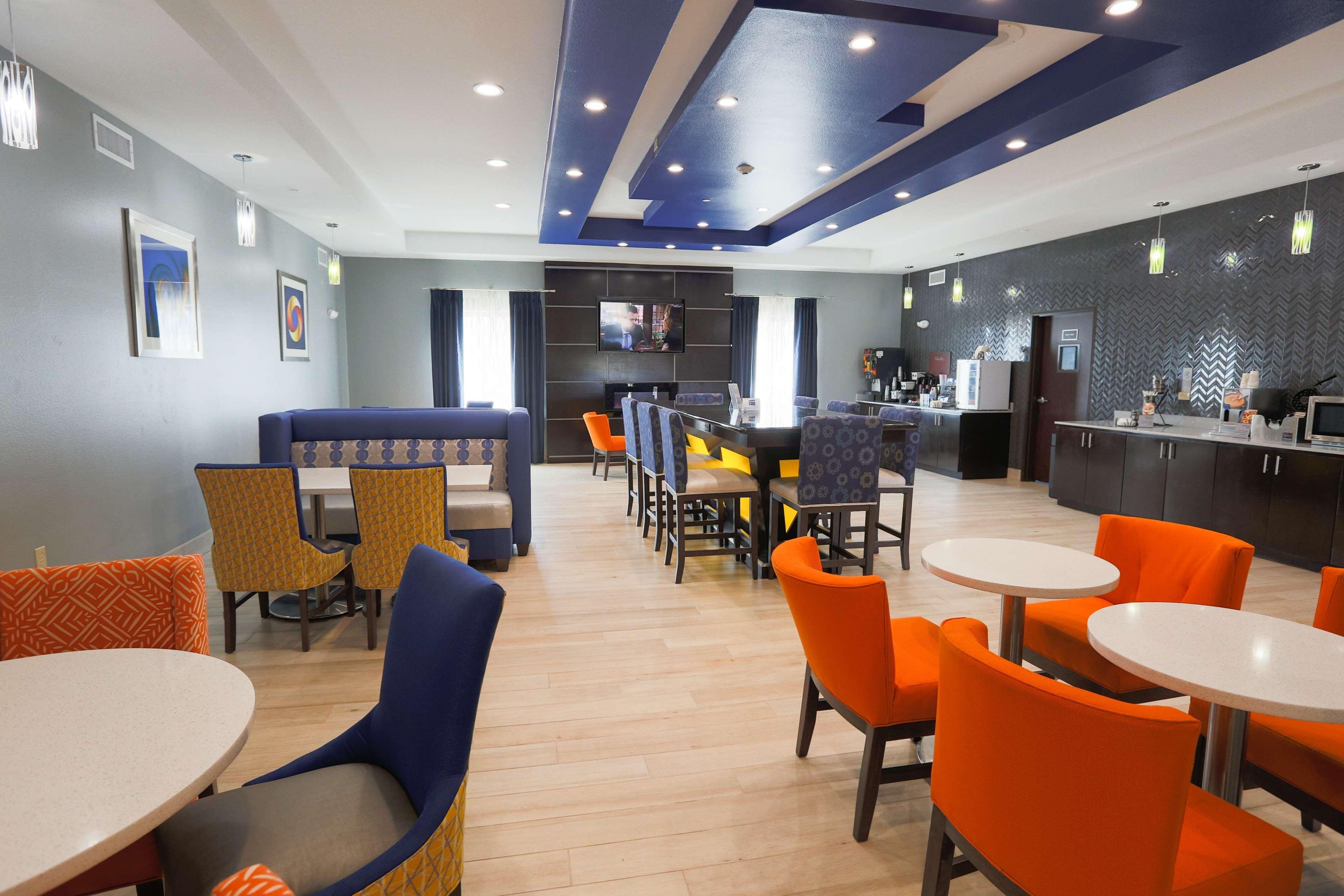 Best Western Plus Wewoka Inn & Suites Zewnętrze zdjęcie